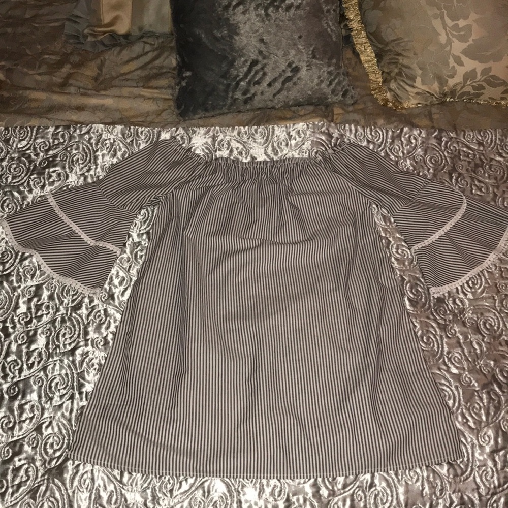 STRIPPED OFF THE SHOULDER DRESS